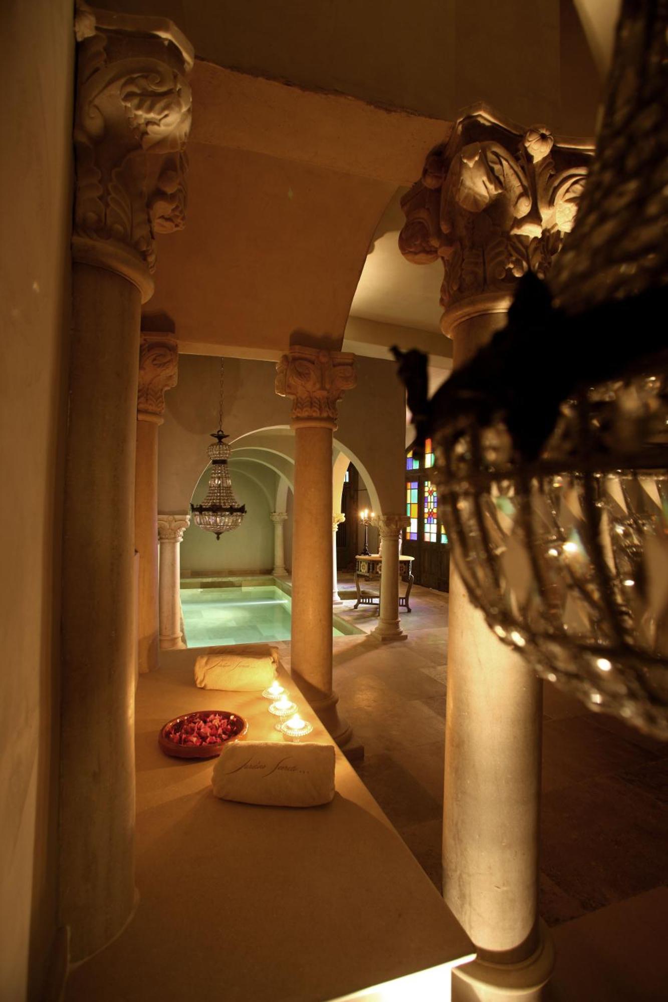 Hotel Jardins Secrets Nimes Exterior foto