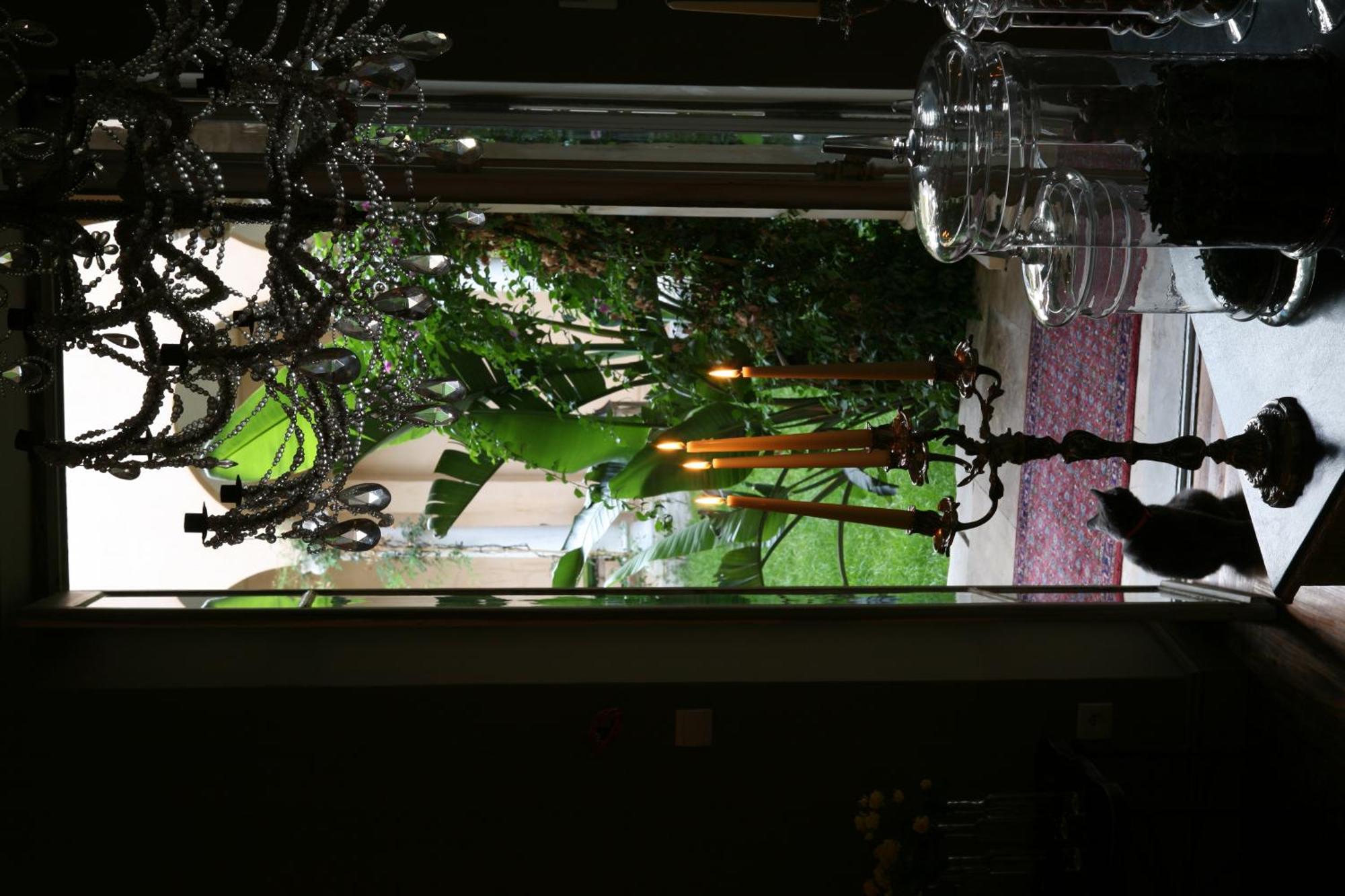 Hotel Jardins Secrets Nimes Exterior foto